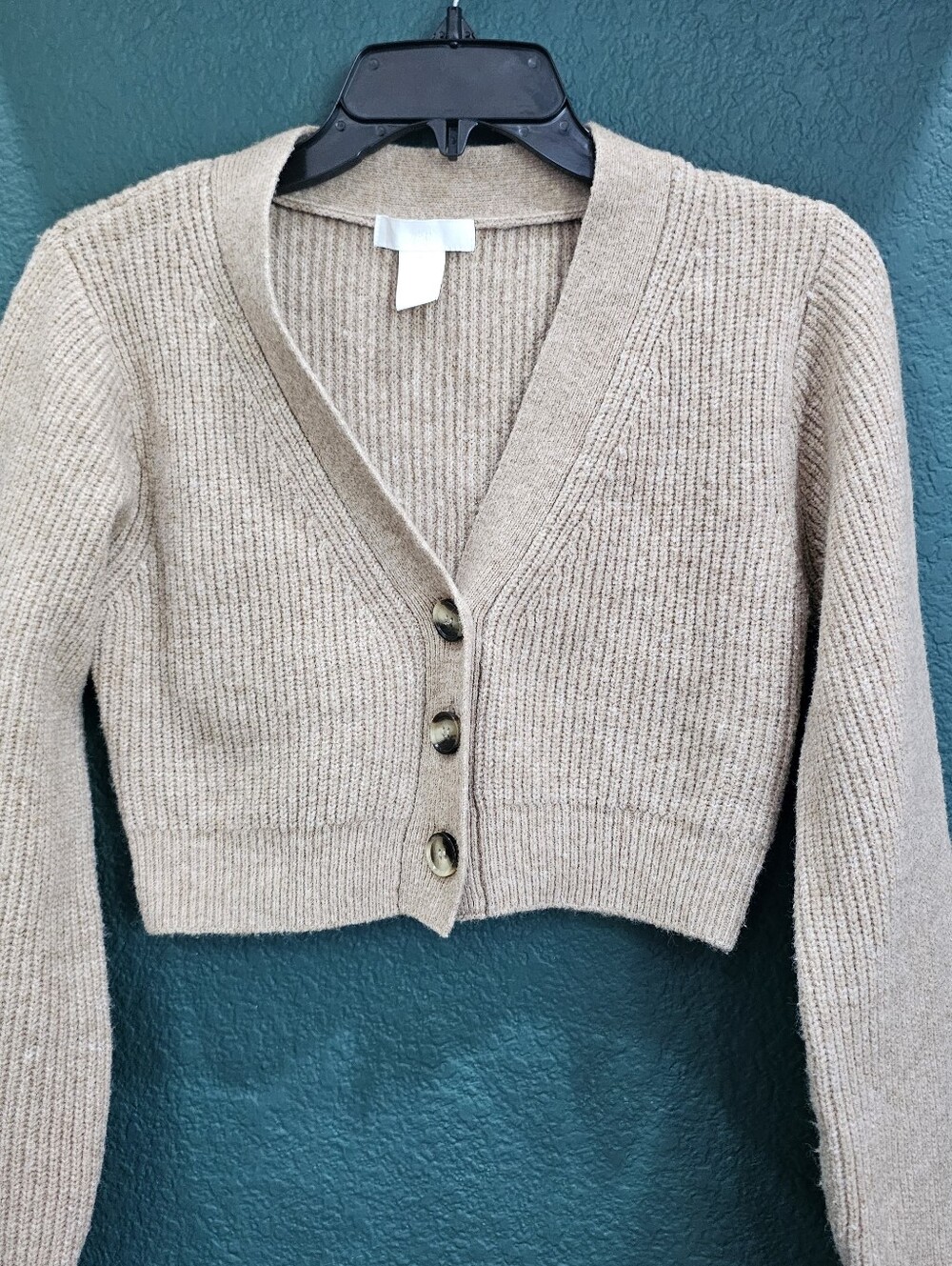 H&M Beige Cropped Knit Cardigan Sweater Button Front Size Small - Picture 5 of 5